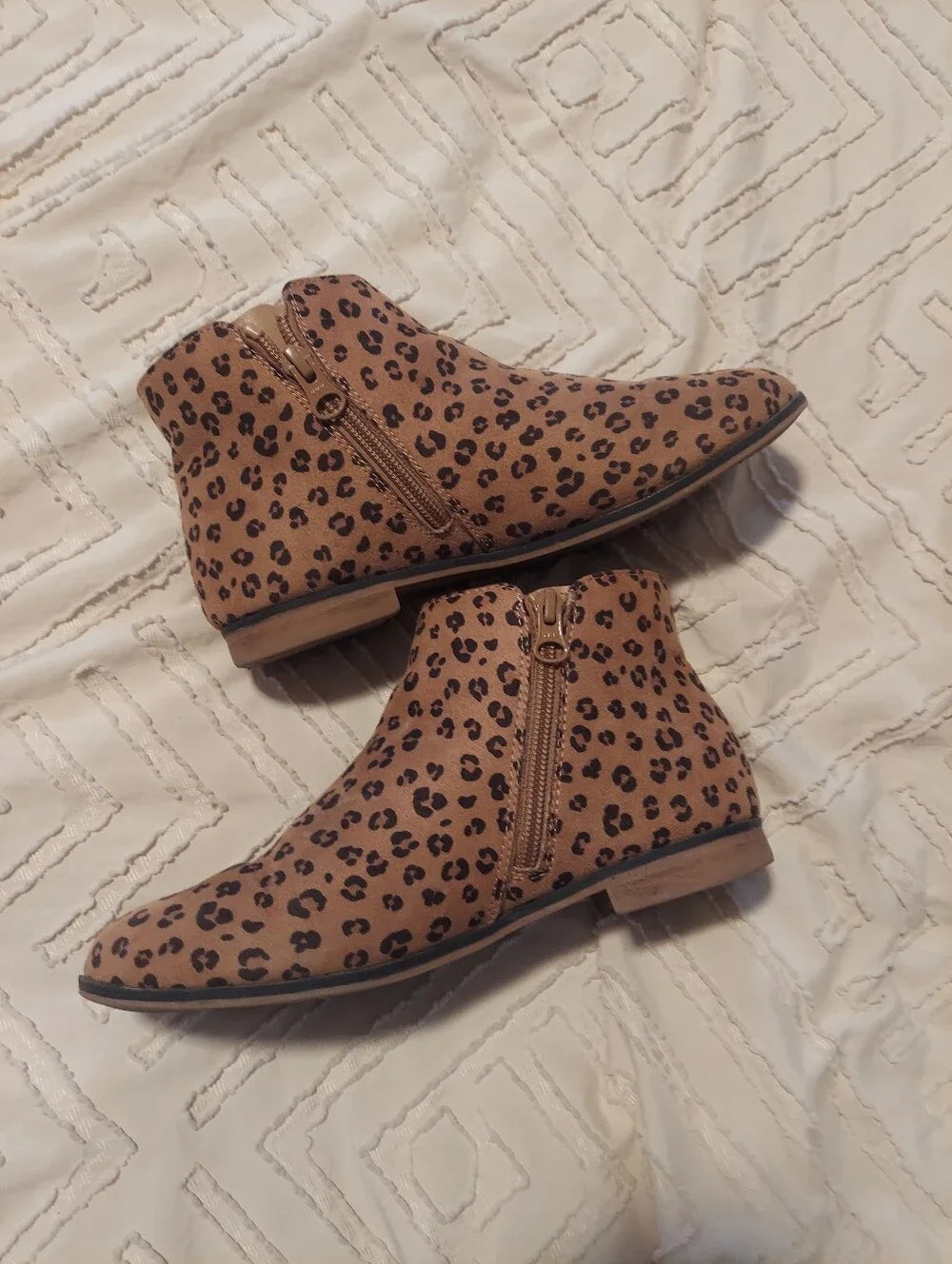 Cat & Jack Girls Leopard Print Ankle Booties Side Zip Size 4